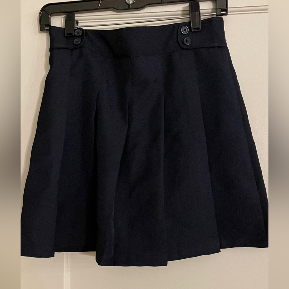 Izod Navy A-Line Girl’s Skirt Size: 14